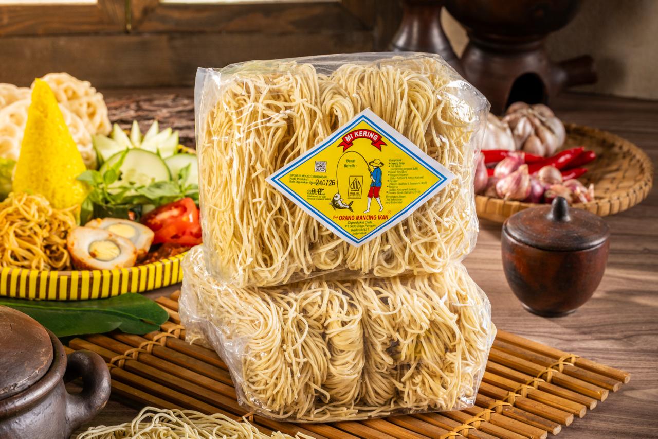 Mi Cap Orang Mancing Ikan Bungkus Kecil